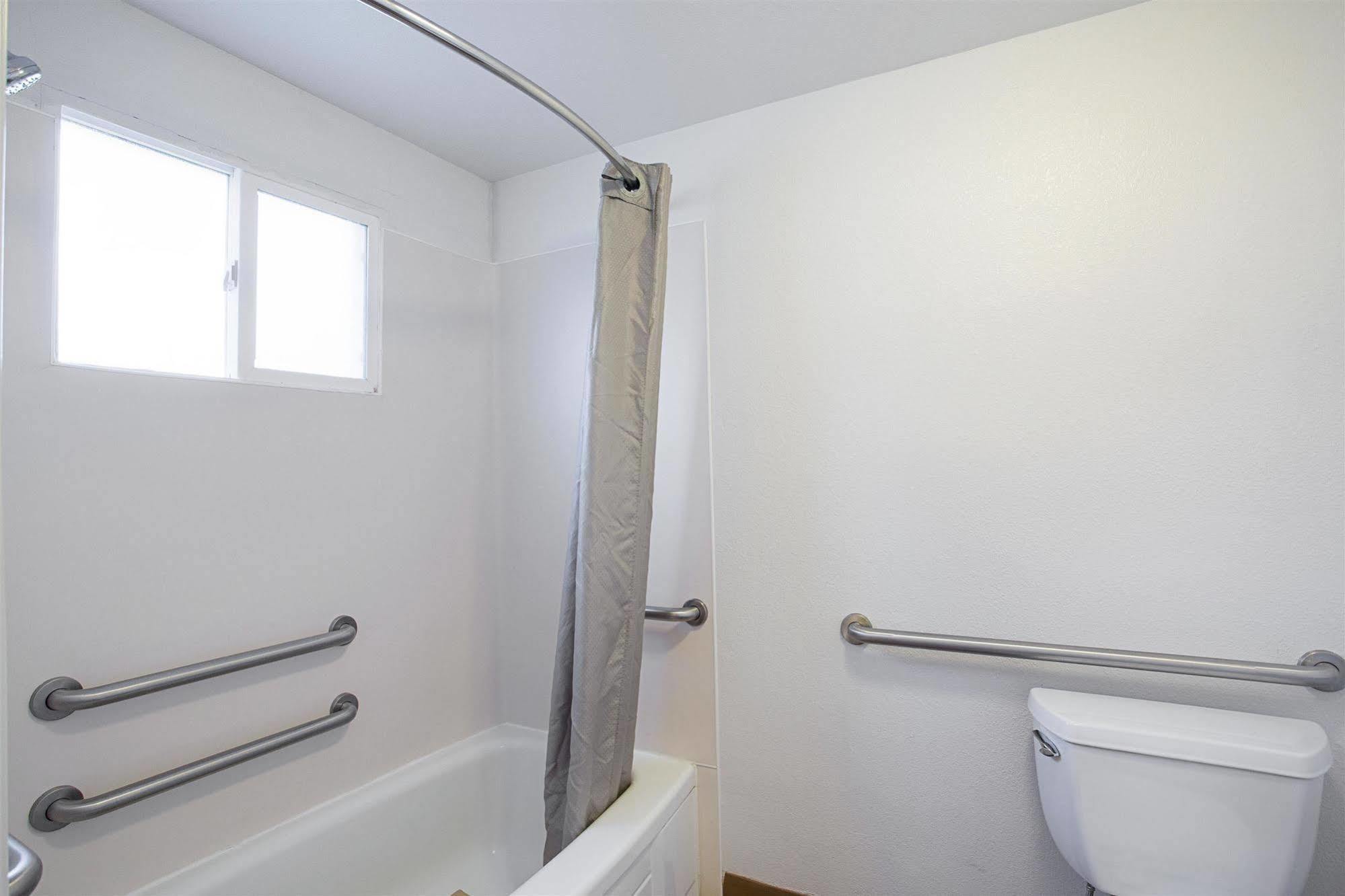 Guest House אלנסבורג מראה חיצוני תמונה