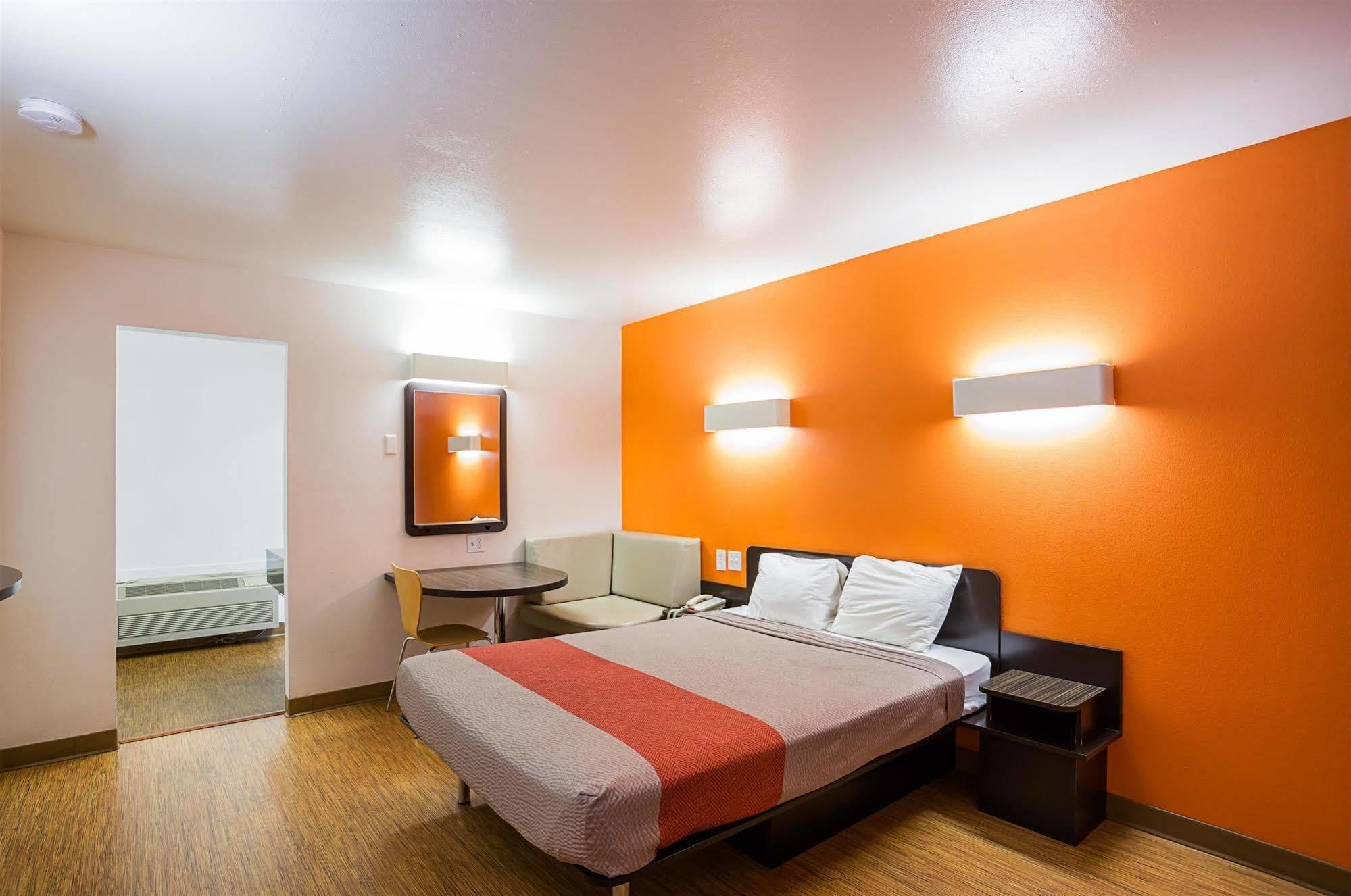 Guest House אלנסבורג מראה חיצוני תמונה